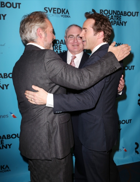 Photo Coverage: On the Red Carpet with Helen Mirren, Jeremy Irons & More at the Roundabout Spring Gala Image