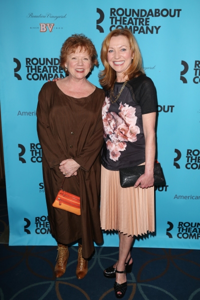 Photo Coverage: On the Red Carpet with Helen Mirren, Jeremy Irons & More at the Roundabout Spring Gala Image