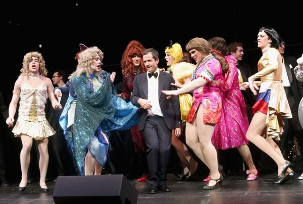Photo Flash: Hasty Pudding Honors David Heyman; Neil Patrick Harris, Diane Paulus, HEATHERS Cast and More Attend Image