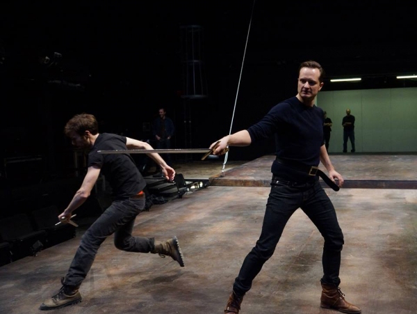 Photo Flash: In Rehearsal with Michael Pennington and More in KING LEAR at Theater for a New Audience Image