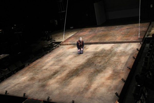 Photo Flash: In Rehearsal with Michael Pennington and More in KING LEAR at Theater for a New Audience Image