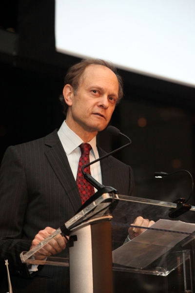 David Hyde Pierce Photo