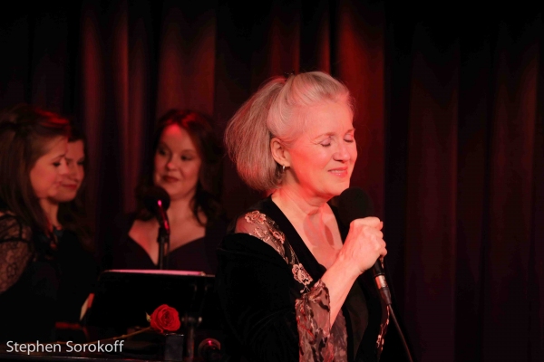 Photo Coverage: THE AMANDA MCBROOM PROJECT Plays The Laurie Beechman Theatre, Now Until 3/17 