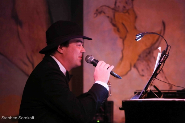 Photo Coverage: John Pizzarelli Brings STRICTLY BOSSA NOVA to Cafe Carlyle Image