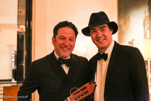 Photo Coverage: John Pizzarelli Brings STRICTLY BOSSA NOVA to Cafe Carlyle Image