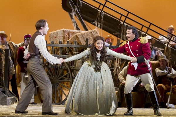 Photo Flash: First Look at Ailyn Perez, Stephen Costello and More in Washington National Opera's THE ELIXIR OF LOVE Image