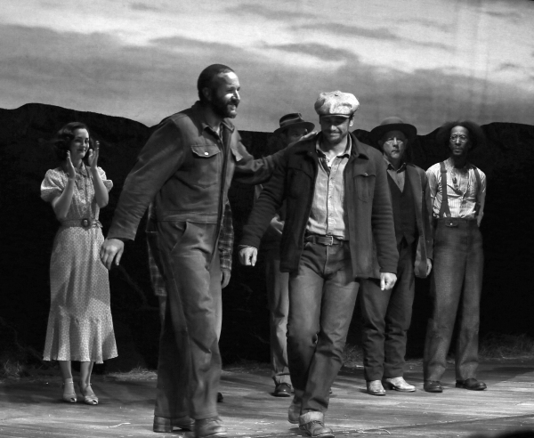 Photo Coverage: James Franco, Chris O'Dowd & Leighton Meester Take First Bows in OF MICE AND MEN Image