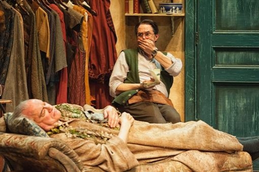 Photo Flash: First Look at Everyman Theatre's THE DRESSER with Carl Schurr, Bruce Randolph Nelson & More! Image