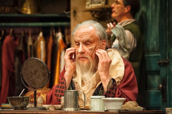 Photo Flash: First Look at Everyman Theatre's THE DRESSER with Carl Schurr, Bruce Randolph Nelson & More! Image