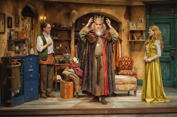 Photo Flash: First Look at Everyman Theatre's THE DRESSER with Carl Schurr, Bruce Randolph Nelson & More! Image