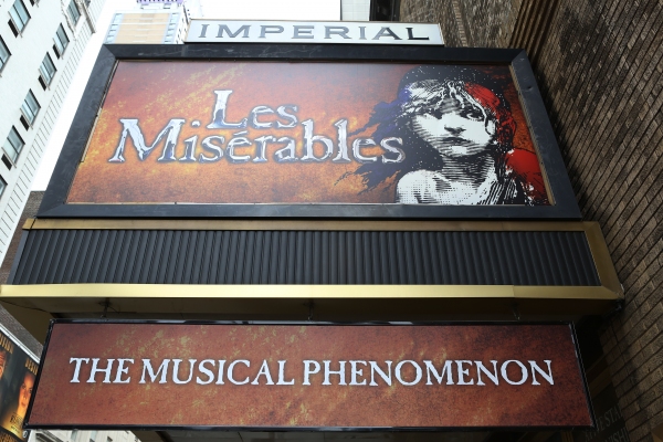 Photo Coverage: Inside LES MISERABLES' Opening Night Theatre Arrivals Image