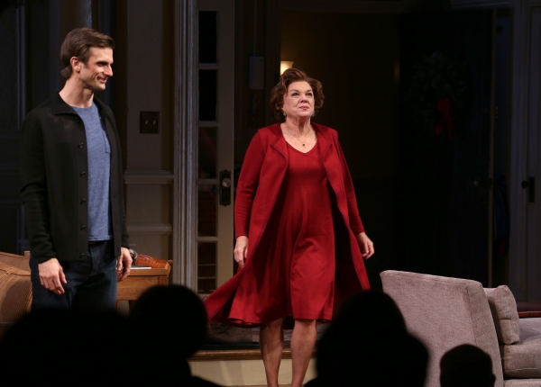 Photo Coverage: Tyne Daly & MOTHERS AND SONS Cast Takes Opening Night Bows! Image