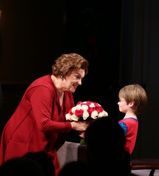 Photo Coverage: Tyne Daly & MOTHERS AND SONS Cast Takes Opening Night Bows! Image