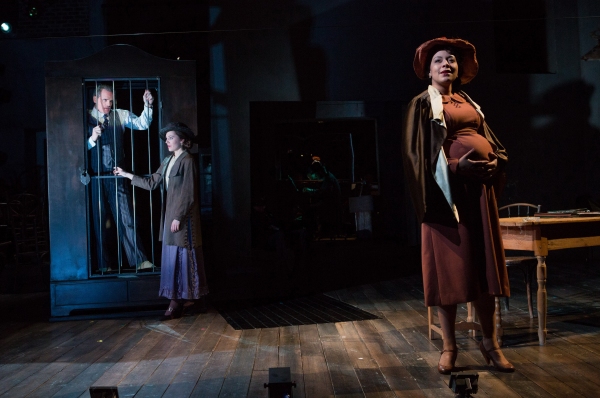 Photo Flash: First Look at Michael Park, Laura Osnes, Mary Beth Peil and More in Atlantic Theater's THE THREEPENNY OPERA Image