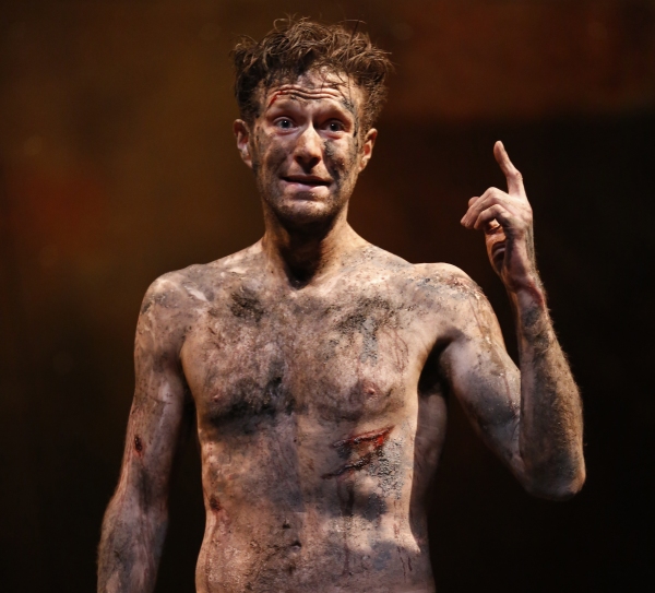 Photo Flash: First Look at Michael Pennington and More in KING LEAR at Theater for a New Audience Image