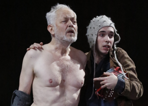 Photo Flash: First Look at Michael Pennington and More in KING LEAR at Theater for a New Audience Image