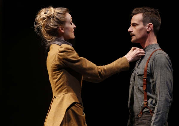 Photo Flash: First Look at Michael Pennington and More in KING LEAR at Theater for a New Audience Image