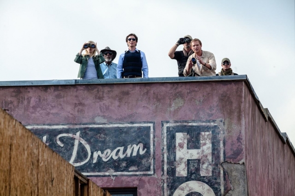Photo Flash: New Stills From TRANSCENDENCE, Starring Johnny Depp 