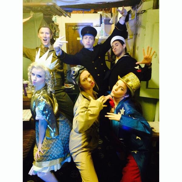 Photo Flash: Saturday Intermission Pics, 3/29- ROCKY & MATILDA Show How to Stay Fit, Newsies Spell, and More! Image
