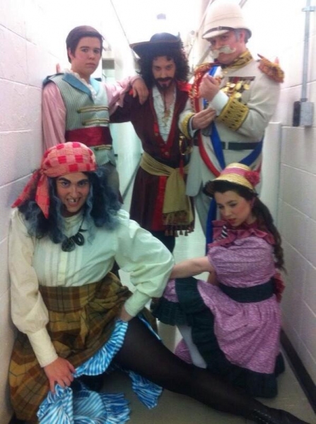 Photo Flash: Saturday Intermission Pics, March 30, Part 2- ALADDIN Gets In On the SIP Action, NEWSIES Celebrate 2 Years, and More! Image