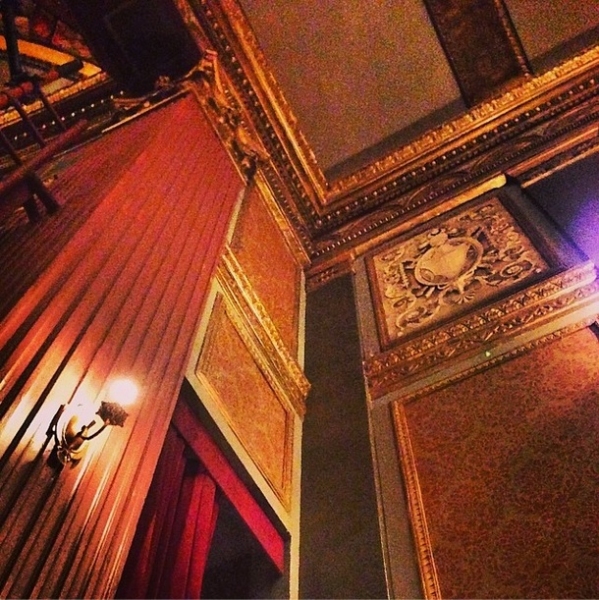 Photo Flash: Saturday Intermission Pics, March 30, Part 2- ALADDIN Gets In On the SIP Action, NEWSIES Celebrate 2 Years, and More! Image