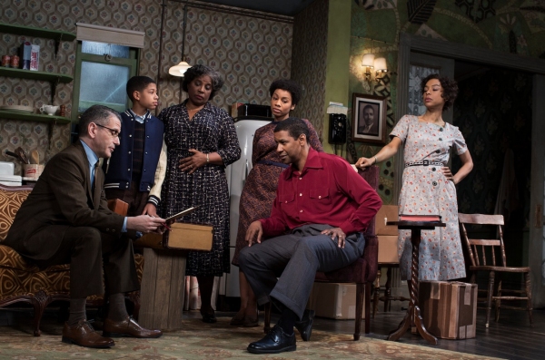 Photo Flash: First Look at Denzel Washington & More in A RAISIN IN THE SUN on Broadway! Image