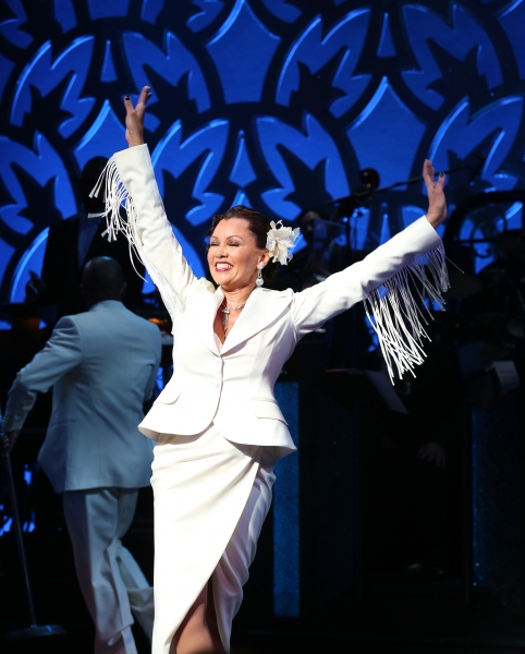 Photo Coverage: Vanessa Williams Returns to Broadway in AFTER MIDNIGHT- Inside Her Curtain Call!  Image