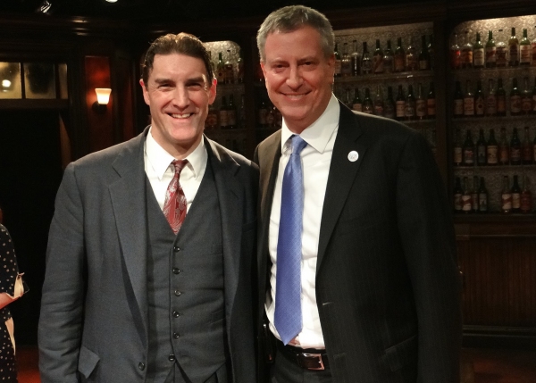 Photo Flash: Mayor Bill de Blasio Visits BILL W. AND DR. BOB Image