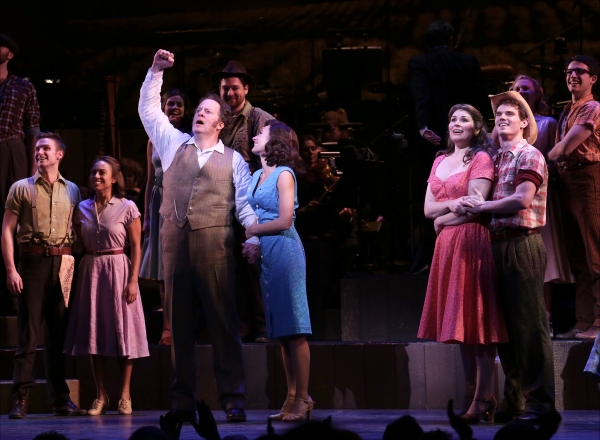 Shuler Hensley, Laura Benanti, Heidi Blickenstaff, Jay Armstrong Johnson and Company  Photo