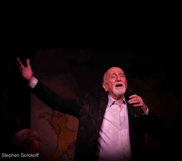 Photo Coverage: Dominic Chianse Plays Cafe Carlyle Image