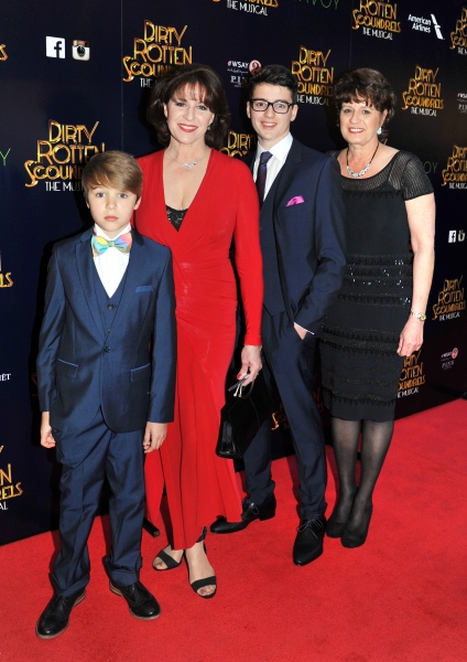 Photo Flash: DIRTY ROTTEN SCOUNDRELS Celebrates West End Opening at Savoy Theatre  Image