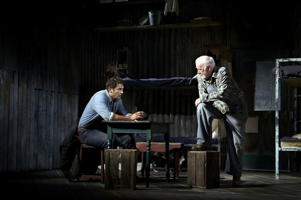 Photo Flash: First Look at James Franco, Chris O'Dowd & Leighton Meester in Broadway's OF MICE AND MEN Image