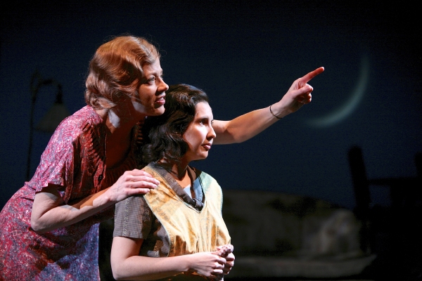 Photo Flash: First Look at Syracuse Stage's THE GLASS MENAGERIE Image