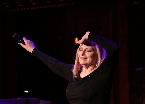 Photo Coverage: Roslyn Kind Makes 54 Below Debut to SRO Crowd!  Image