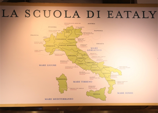 Photo Coverage: Chef Lidia Bastianich Cooks with BRIDGES OF MADISON COUNTY's Kelli O'Hara at Eataly Image