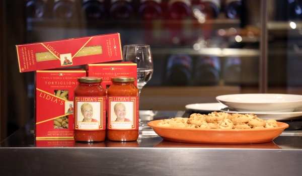 Photo Coverage: Chef Lidia Bastianich Cooks with BRIDGES OF MADISON COUNTY's Kelli O'Hara at Eataly Image
