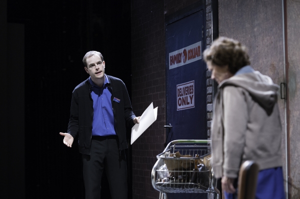 Photo Flash: First Look at West End's GOOD PEOPLE  Image