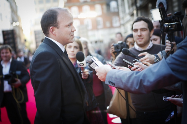 Photo Coverage: OLIVIERS 2014 - Red Carpet Part 2, Davis, Dench, Freeman, Hiddlestone and More! Image