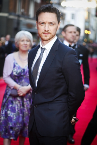 Photo Coverage: OLIVIERS 2014 - Red Carpet Part 2, Davis, Dench, Freeman, Hiddlestone and More! Image