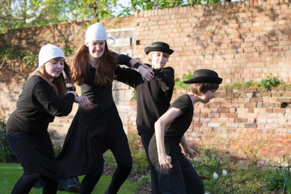 Photo Flash: THE GARDEN OF ENGLAND at The Marlowe Theatre Image