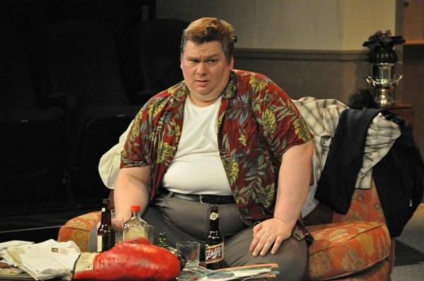 Photo Flash: First Look at THE ODD COUPLE at Lakewood Playhouse Image