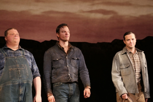 Photo Coverage: James Franco, Chris O'Dowd & OF MICE AND MEN Company Take Opening Night Bows! Image