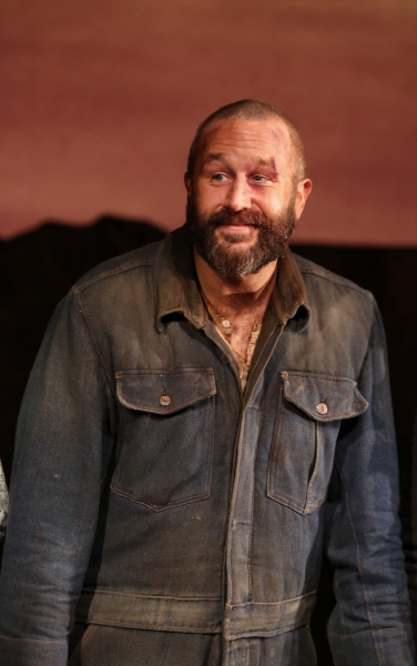 Photo Coverage: James Franco, Chris O'Dowd & OF MICE AND MEN Company Take Opening Night Bows! Image