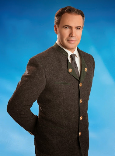 Photo Flash: First Look at Billy Zane, Jenn Gambatese and More in Lyric Opera of Chicago's THE SOUND OF MUSIC Image