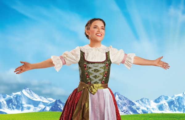 Photo Flash: First Look at Billy Zane, Jenn Gambatese and More in Lyric Opera of Chicago's THE SOUND OF MUSIC Image