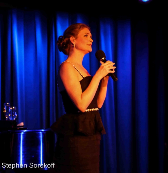 Photo Coverage: Shana Farr Brings IN THE STILL OF THE NIGHT to the Laurie Beechman Theatre 
