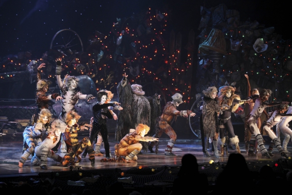 Photo Flash: CATS Celebrates Opening at La Mirada Theatre Image