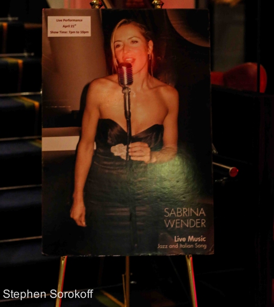Photo Coverage: Sabrina Wender Plays MUSICAL MONDAYS at Le Cirque Cafe Image