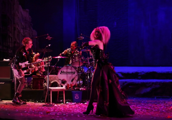 Photo Coverage: Inside the Opening Night Curtain Call for HEDWIG AND THE ANGRY INCH - Neil Patrick Harris, Lena Hall & More!  Image
