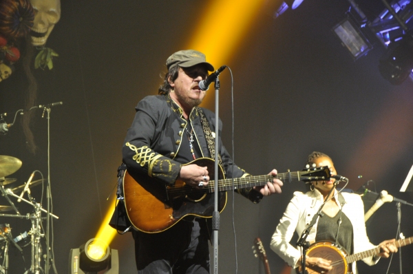 Photo Coverage: Zucchero and Company Play The Theater at Madison Square Garden 